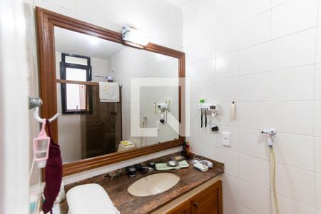 Apartamento à venda com 155m², 3 quartos e 3 vagasBanheiro suíte 2