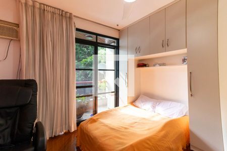 Apartamento à venda com 155m², 3 quartos e 3 vagasSuíte 2