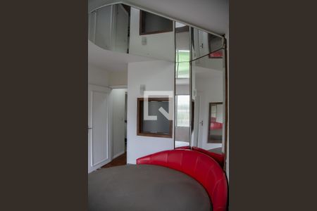 Sala/Quarto de apartamento para alugar com 1 quarto, 30m² em Medianeira, Porto Alegre