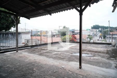 Casa à venda com 500m², 3 quartos e 3 vagas Casa à venda com 500m², 3 quartos e 3 vagasÁrea comum