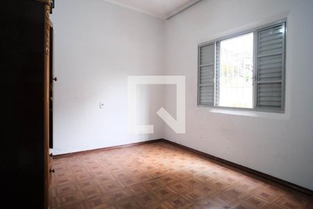 Casa à venda com 500m², 3 quartos e 3 vagas Casa à venda com 500m², 3 quartos e 3 vagasQuarto 2