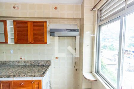 Apartamento para alugar com 245m², 4 quartos e 2 vagas Apartamento para alugar com 245m², 4 quartos e 2 vagasCozinha