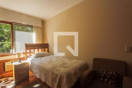 Apartamento à venda com 174m², 3 quartos e 2 vagas Apartamento à venda com 174m², 3 quartos e 2 vagasQuarto 1