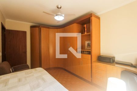 Apartamento à venda com 174m², 3 quartos e 2 vagas Apartamento à venda com 174m², 3 quartos e 2 vagasQuarto 1