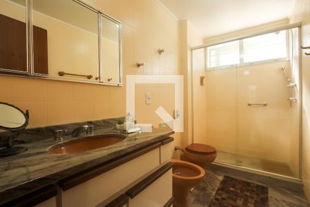 Apartamento à venda com 174m², 3 quartos e 2 vagas Apartamento à venda com 174m², 3 quartos e 2 vagasBanheiro social