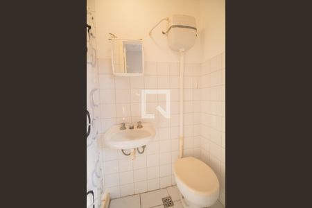 Casa de condomínio à venda com 150m², 4 quartos e 1 vaga Casa de condomínio à venda com 150m², 4 quartos e 1 vagaBanheiro