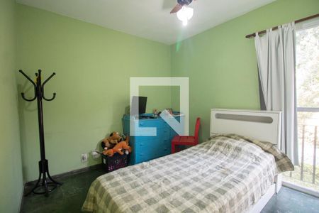 Casa de condomínio à venda com 150m², 4 quartos e 1 vaga Casa de condomínio à venda com 150m², 4 quartos e 1 vagaQuarto