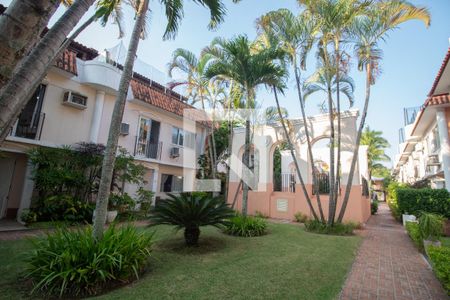 Casa de condomínio à venda com 150m², 4 quartos e 1 vaga Casa de condomínio à venda com 150m², 4 quartos e 1 vagaÁrea comum