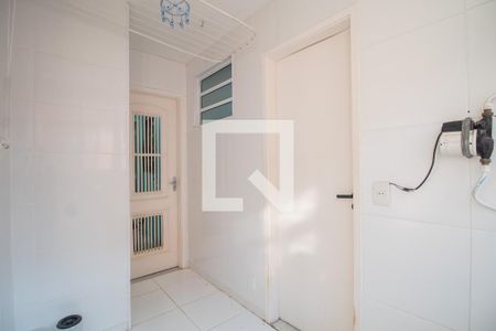 Casa de condomínio à venda com 150m², 4 quartos e 1 vaga Casa de condomínio à venda com 150m², 4 quartos e 1 vagaÁrea de serviço