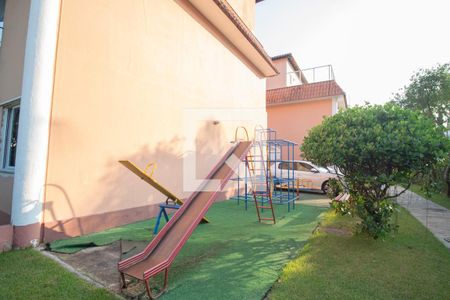 Casa de condomínio à venda com 150m², 4 quartos e 1 vaga Casa de condomínio à venda com 150m², 4 quartos e 1 vagaÁrea comum