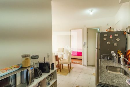 Apartamento à venda com 38m², 2 quartos e 1 vagaCozinha e Área de Serviço