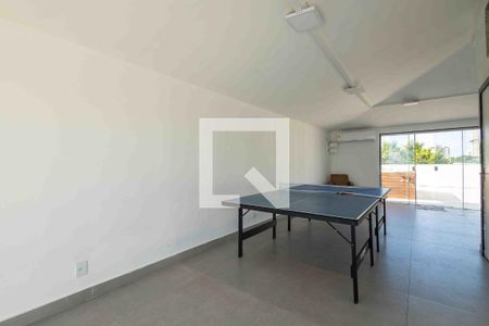 Casa de condomínio à venda com 450m², 5 quartos e 4 vagas Casa de condomínio à venda com 450m², 5 quartos e 4 vagasSala 2