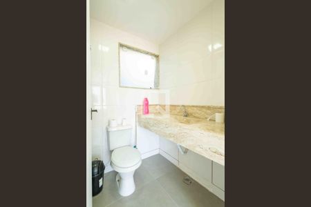 Casa de condomínio à venda com 450m², 5 quartos e 4 vagas Casa de condomínio à venda com 450m², 5 quartos e 4 vagasBanheiro da Suíte 1