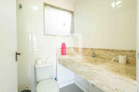 Casa de condomínio à venda com 450m², 5 quartos e 4 vagas Casa de condomínio à venda com 450m², 5 quartos e 4 vagasBanheiro da Suíte 1