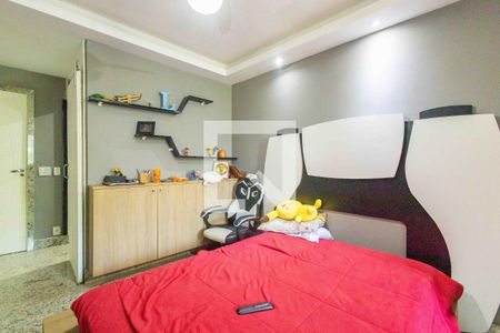 Casa de condomínio à venda com 450m², 5 quartos e 4 vagas Casa de condomínio à venda com 450m², 5 quartos e 4 vagasSuíte 4