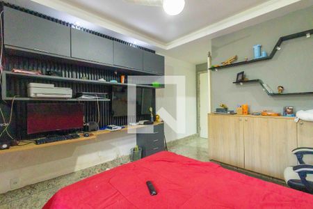 Casa de condomínio à venda com 450m², 5 quartos e 4 vagas Casa de condomínio à venda com 450m², 5 quartos e 4 vagasSuíte 4