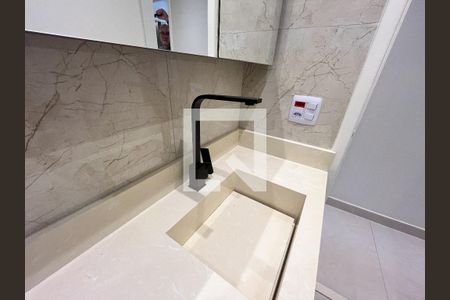 Apartamento para alugar com 98m², 3 quartos e 1 vaga Apartamento para alugar com 98m², 3 quartos e 1 vagaBanheiro Corredor