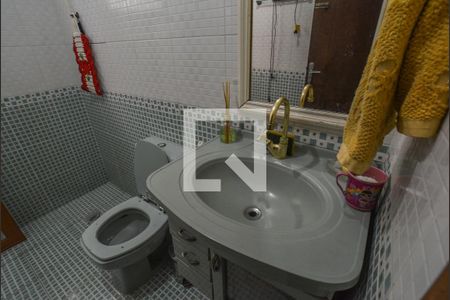 Casa à venda com 125m², 2 quartos e 2 vagasBanheiro Corredor