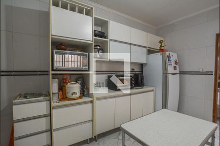 Casa à venda com 125m², 2 quartos e 2 vagasCozinha - Armários