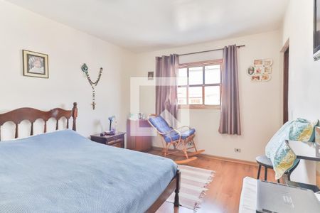 Casa à venda com 212m², 6 quartos e 2 vagasSuíte 02