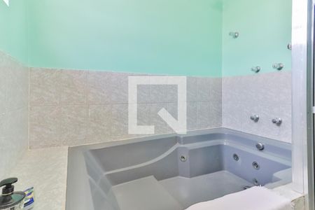 Casa à venda com 212m², 6 quartos e 2 vagasSuíte 02