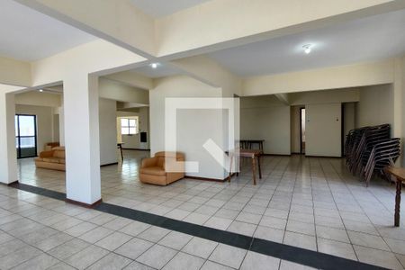 Apartamento para alugar com 122m², 3 quartos e 1 vaga Apartamento para alugar com 122m², 3 quartos e 1 vagaÁrea comum - Salão de festas