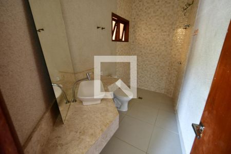 Casa à venda com 240m², 4 quartos e 1 vagaBanheiro Suíte
