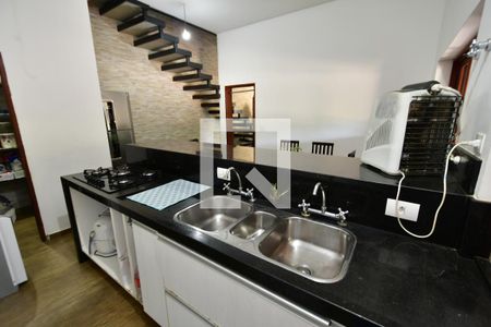 Casa à venda com 240m², 4 quartos e 1 vagaCozinha