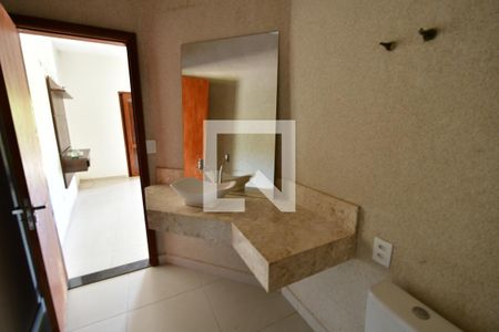 Casa à venda com 240m², 4 quartos e 1 vagaBanheiro Suíte