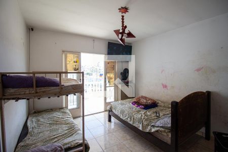 Casa à venda com 250m², 2 quartos e 2 vagas Casa à venda com 250m², 2 quartos e 2 vagasQuarto 1