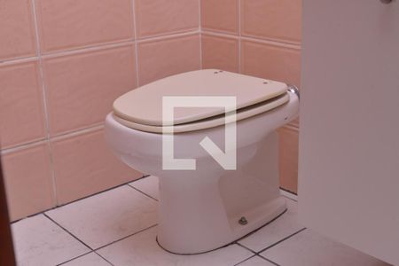 Casa à venda com 176m², 3 quartos e 2 vagasBanheiro 3