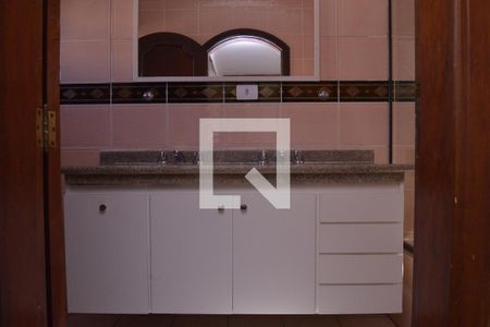 Casa à venda com 176m², 3 quartos e 2 vagasBanheiro 3