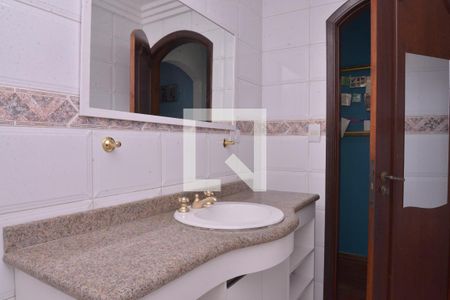 Casa à venda com 176m², 3 quartos e 2 vagasBanheiro 4