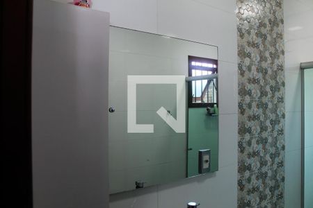 Casa à venda com 256m², 4 quartos e 3 vagas Casa à venda com 256m², 4 quartos e 3 vagasBanheiro 3