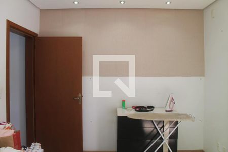 Casa à venda com 256m², 4 quartos e 3 vagas Casa à venda com 256m², 4 quartos e 3 vagasQuarto 3