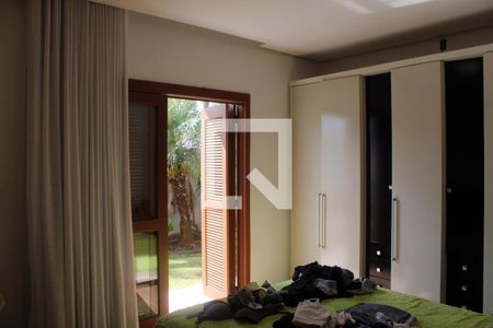 Casa à venda com 256m², 4 quartos e 3 vagas Casa à venda com 256m², 4 quartos e 3 vagasQuarto 3