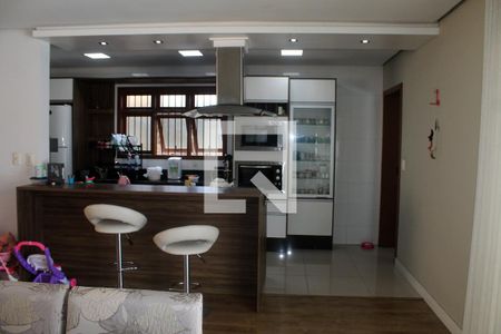 Casa à venda com 256m², 4 quartos e 3 vagas Casa à venda com 256m², 4 quartos e 3 vagasCozinha