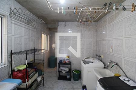 Casa à venda com 198m², 3 quartos e 2 vagasÁrea de Serviço
