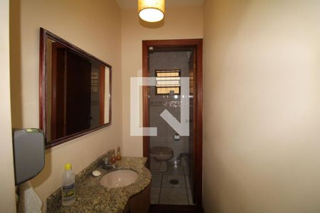 Casa à venda com 198m², 3 quartos e 2 vagasBanheiro 2