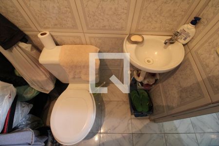 Casa à venda com 198m², 3 quartos e 2 vagasÁrea de Serviço - Banheiro