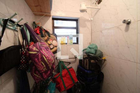 Casa à venda com 198m², 3 quartos e 2 vagasDespensa - Banheiro