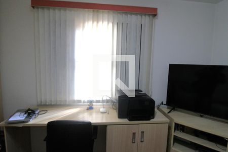 Casa à venda com 198m², 3 quartos e 2 vagasQuarto 3