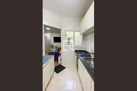 Apartamento à venda com 96m², 2 quartos e 1 vaga Apartamento à venda com 96m², 2 quartos e 1 vagaCozinha