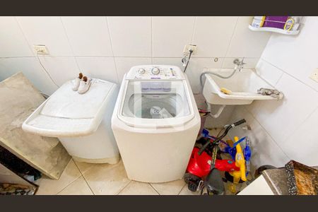 Apartamento à venda com 96m², 2 quartos e 1 vaga Apartamento à venda com 96m², 2 quartos e 1 vagaCobertura - Area de Serviço