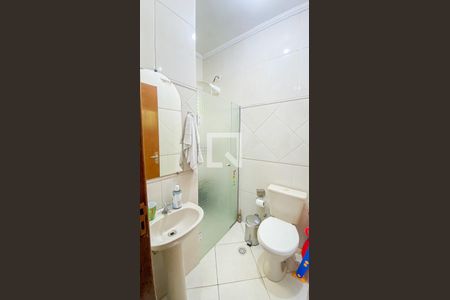 Apartamento à venda com 96m², 2 quartos e 1 vaga Apartamento à venda com 96m², 2 quartos e 1 vagaBanheiro