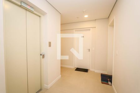 Apartamento à venda com 87m², 2 quartos e 1 vaga Apartamento à venda com 87m², 2 quartos e 1 vagaHall Social