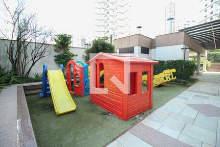 Apartamento à venda com 325m², 3 quartos e 5 vagas Apartamento à venda com 325m², 3 quartos e 5 vagasÁrea comum