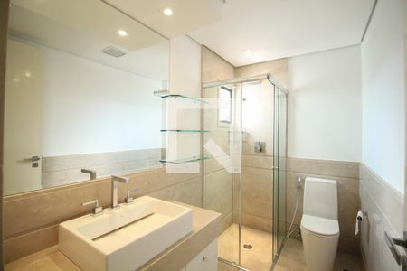 Apartamento à venda com 325m², 3 quartos e 5 vagas Apartamento à venda com 325m², 3 quartos e 5 vagasBanheiro