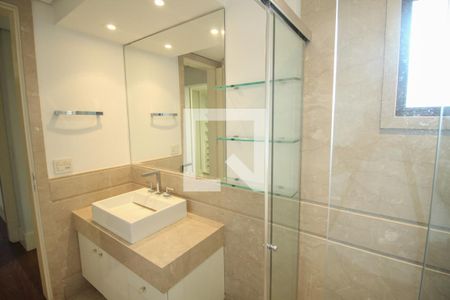 Apartamento à venda com 325m², 3 quartos e 5 vagas Apartamento à venda com 325m², 3 quartos e 5 vagasBanheiro