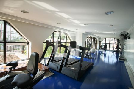 Apartamento à venda com 325m², 3 quartos e 5 vagas Apartamento à venda com 325m², 3 quartos e 5 vagasÁrea comum